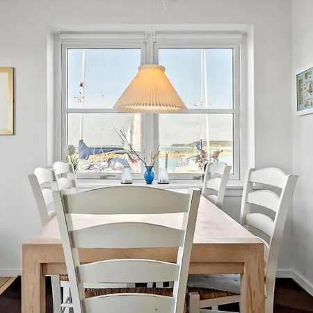 4150-borre-klintholm-havneby-50 Borre