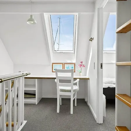 4150-borre-klintholm-havneby-50 * Borre